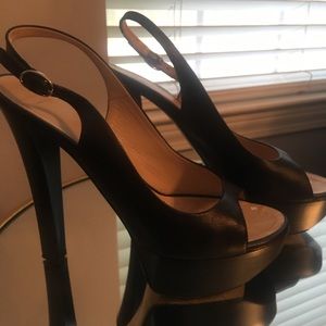 Giuseppe Peeptoe Slingback
